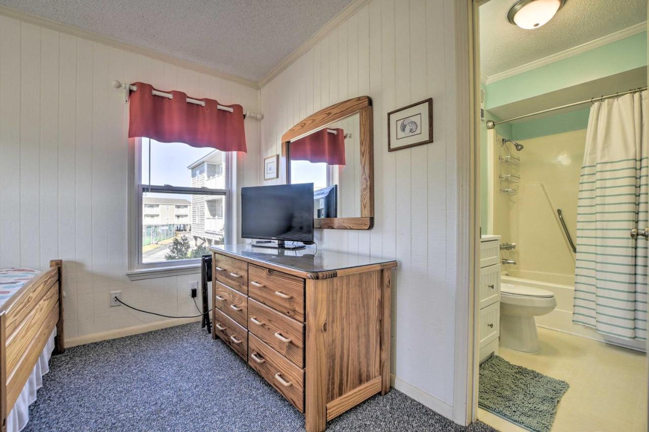 Sunny Condo - Private Ocean Isle Beach Access! 외부 사진