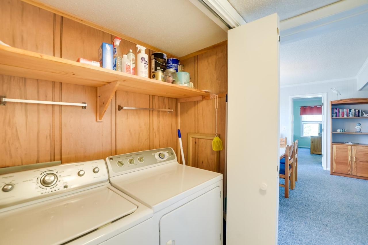 Sunny Condo - Private Ocean Isle Beach Access! 외부 사진