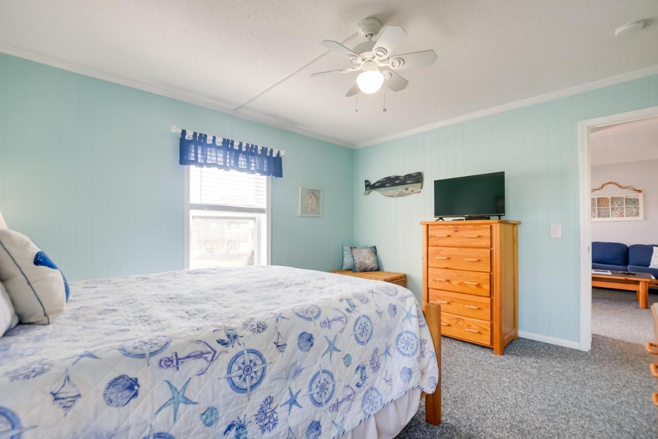 Sunny Condo - Private Ocean Isle Beach Access! 외부 사진